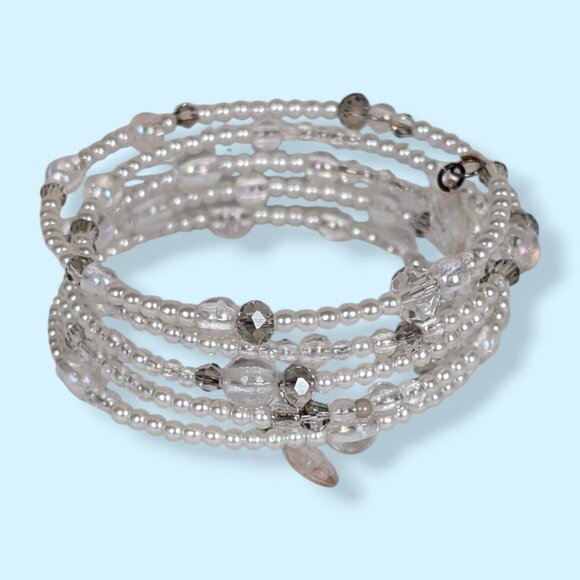 (2/$20) White & Clear Beaded Memory Wire Bracelet - Picture 4 of 5